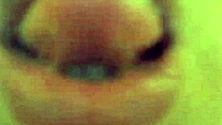 I’m so into this French webcam girl fingering herself up close.