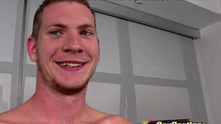 Hot jock spreads and rides agent’s cock during casting interview