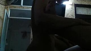 Vietnamese gay twink Le Anh Kien fucks bareback