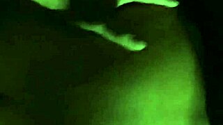 gordita fresa en su primer anal con assfucking y creampie casero