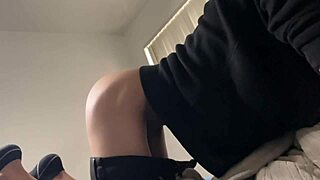i'm so into this hot 18-year-old gay boy's homemade vid