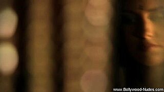 देखो इस इंडियन मिल्फ की हॉट मूव्स!