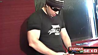 watch this latina giving ass in abandoned building! 🔥