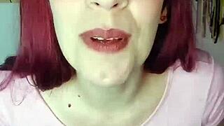 Wet Cunt Stepdaughter Enjoys Hookup and Pussy Penetration in Shower