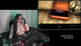 what's the naked secret of this old clock game?