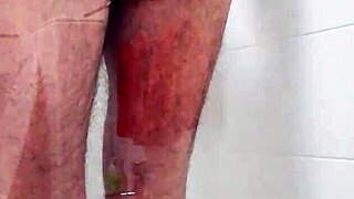 In Doccia with Hot Amateur Gay Action