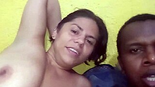 Pegando Safadinha No Quarto with Monster Black Cock Action