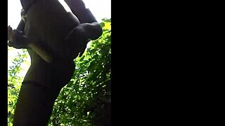 yo, flexible ebony babe gets outdoor pussy pounding hard