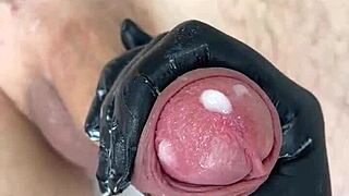 Watching 9 clients hit spontaneous ejaculation during waxing with Mrs. SugarNadya’s magical touch