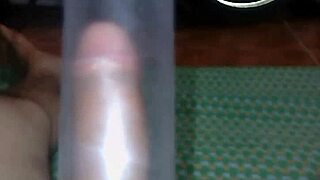 small cock but loves to bang hard, wanna see how it works out for me?