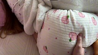 रियल होममेड कपल सेक्स लाउड मोन्स और मेस्सी कमशॉट के साथ