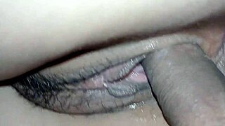 हेय, मेरे बेस्ट फ्रेंड के नेबर मुझे मेस अराउंड करना चाहते हैं!