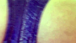 worship elza kom's huge ass and spread asshole now