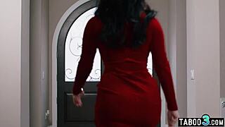 Milf military wife Valentina Nappi gets pleasured by her hot lesbian mistress in steamy session.