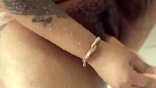 Get to know the sexy ebony bbw thando in an intriguing way