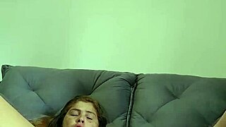 Quero Banho de Porra nas Axilas com Tesão