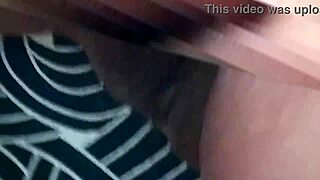 me la cojo en todo el ancho de mi cama