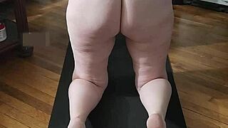 I’m obsessed with this hot milf doing naked yoga for you to enjoy.