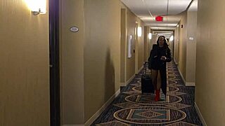 Lyric Sky and Mena Carlisle in BBC Threesome with Massive Cumshot