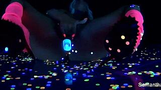 samantha saint enjoys solo masturbation with big tits