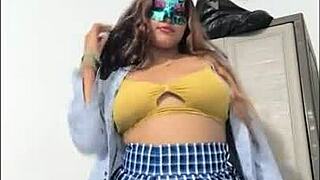 im very horny because i didnt have classes today and my boyfriend is coming to fuck me tonight