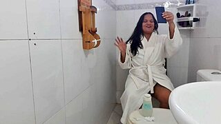 Latina Gemea da Tigresa shows off big ass in wild reality clip.