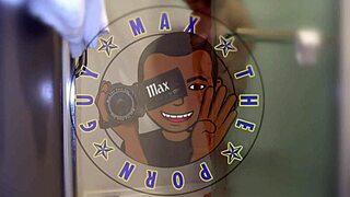 The Sexy Alexis Andrews Gives Me An Exploding Blowjob?