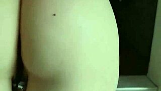 Velvet Hot Milf Squirts with Huge Homemade Toys in Wild Orgasms