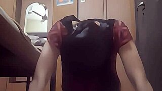 hey, desi queen, show us that creampie boob workout