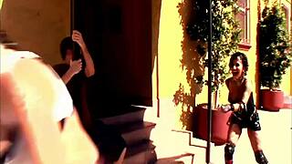 Pretty Latina Samira sucks before intense pounding