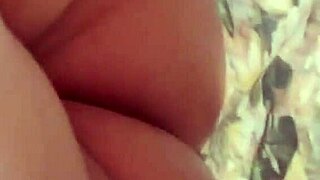 Hot Young Girl Gets Naked and Uses Toys!