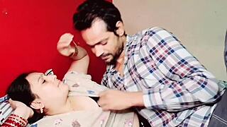 बड़ा लंड गले तक गहरी चूसाई