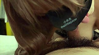 एशियन गर्ल्स होटल रूम सर्विस में एपिक स्क्वर्ट शामिल