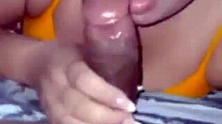 Hey, giving my cuckold a blowjob while I describe cumming with another guy in the woods 😏