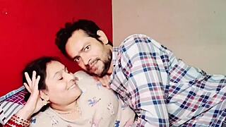 बड़ा लंड गले तक गहरी चूसाई