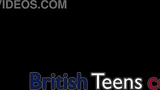 Bonneyuwu dances reggaeton in miniskirt and pantyhose