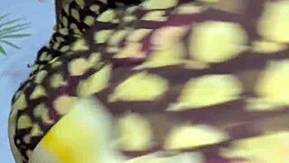 Desi bhabhi in saree enjoys dirty sex with audio