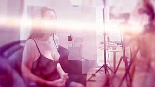 18 year old student nurse makes herself cum 😍