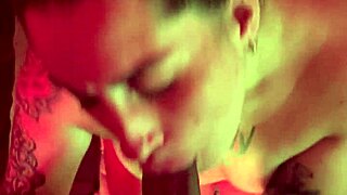 Blonde Amateur Shares Homemade Cooking Tips