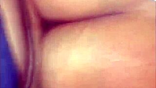 बॉयफ्रेंड के साथ इंटेंस एनकाउंट स्क्वर्टिंग तक ले जाता है