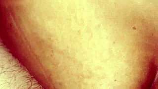 latina amateur apne hermanastro ko homemade tattoo session mein chus rahi aur pura maal nikaal rahi.