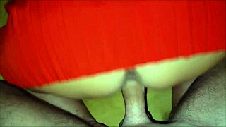 i move on my stepsons cock to get cum inside