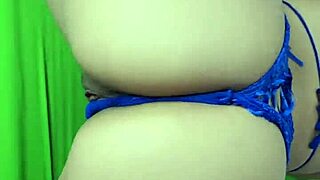 Fat Babe With Big Tits And Ass Plays With Dildo Toys