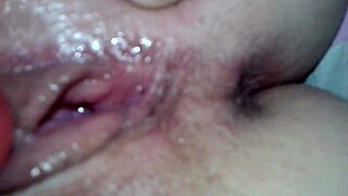 Watch Joice have a pussy orgasm with toys?