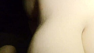 Quick balloon game with licking