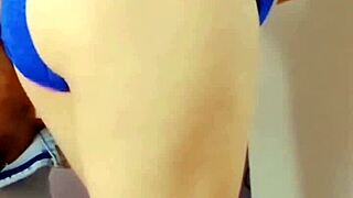 Chava mexicana es cogida por el pervertido de su vecino �el cabron lo graba todo �la vio en micro shorts y ya no se aguant� real casero