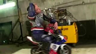 Teen gets cumshot on face