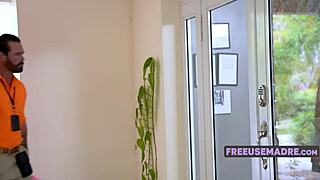 American ambassador gets freeused by russian spy cougar for pussy licking secrets