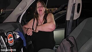 huge milf tits bouncing after concert 😍