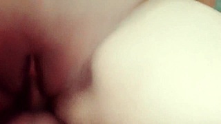 यह 18+ मासूम बेघर मेक्सिकन युवती बाहर एल्युमिनियम कैन के लिए असली घरेलू एमेच्योर स्टाइल में चोदी जाती है